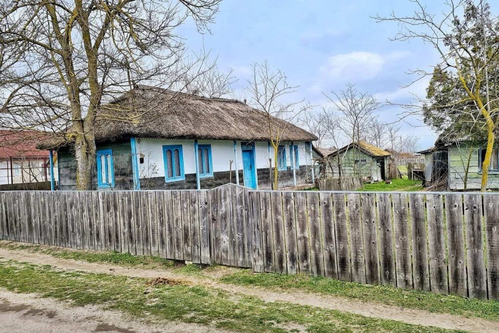 case-traditionale-letea-arhitectura-traditionala