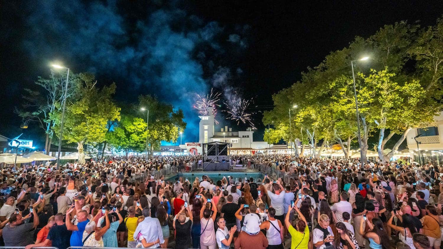 Mamaia minivacanta Sfânta MariaMamaia minivacanta Sfânta Maria
